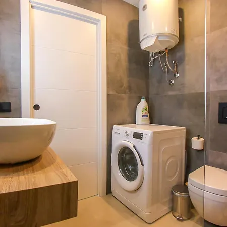 Διαμέρισμα Exceptional 1bd With Sea View In Aloha Garden *
